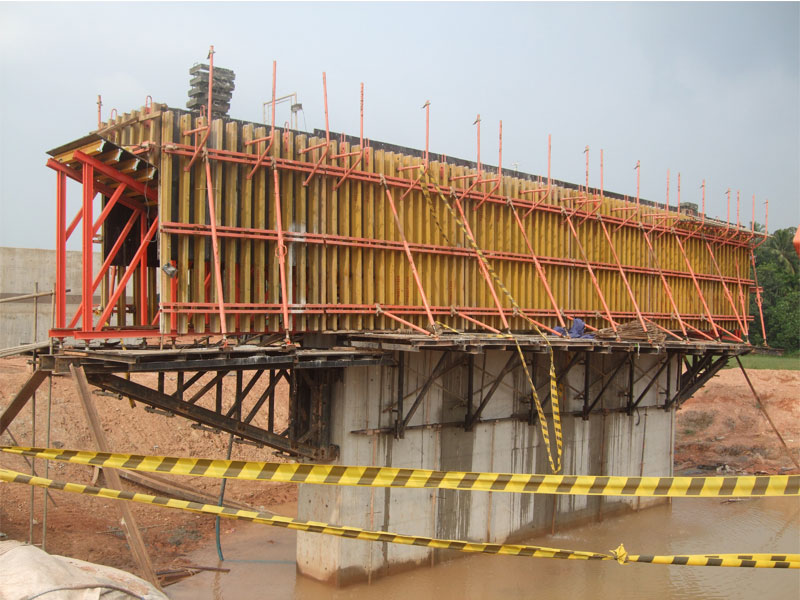 Why Do Construction Projects Use Steel Formwork for Bridges?