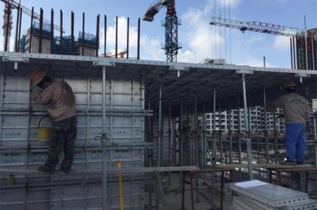 Method of Stripping Aluminium Formwork