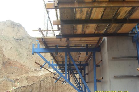 Environmental Protection and Impact Resistance of Bridge Formwork