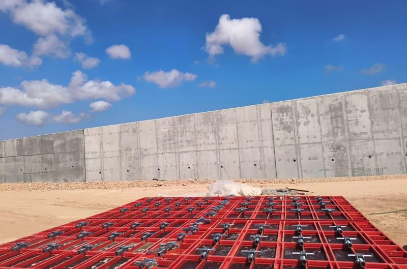 HETO Frame Wall Formwork Accelerates Oman Expressway Construction