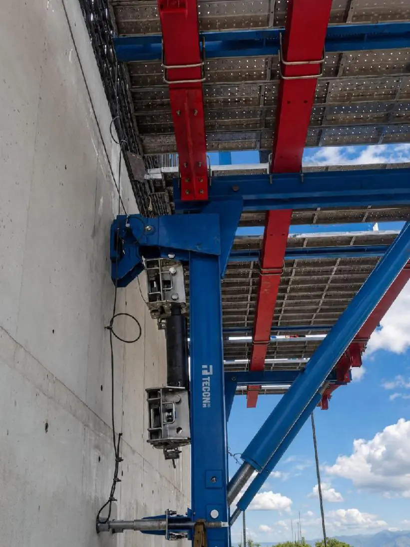 Multi-Level Platforms